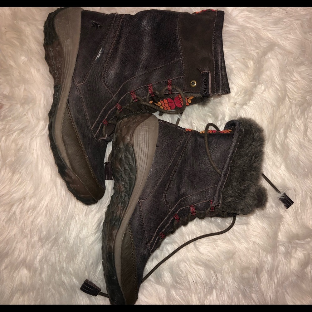 Fuzzy Brown Snow Boots
